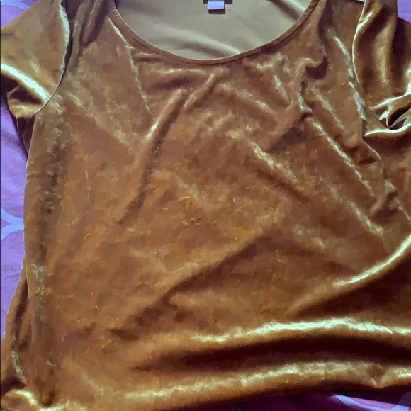 Mossimo supply gold t shirt - Picture 2 of 3